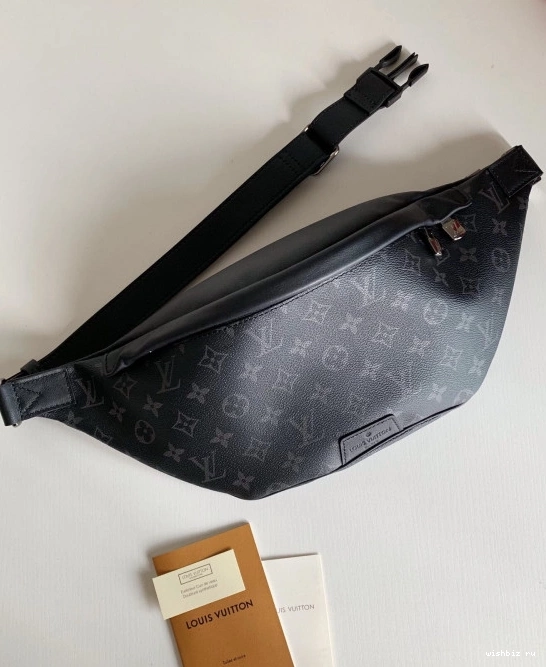 WIS DISCOVERY VUITTON LOUIS BUMBAG 0126